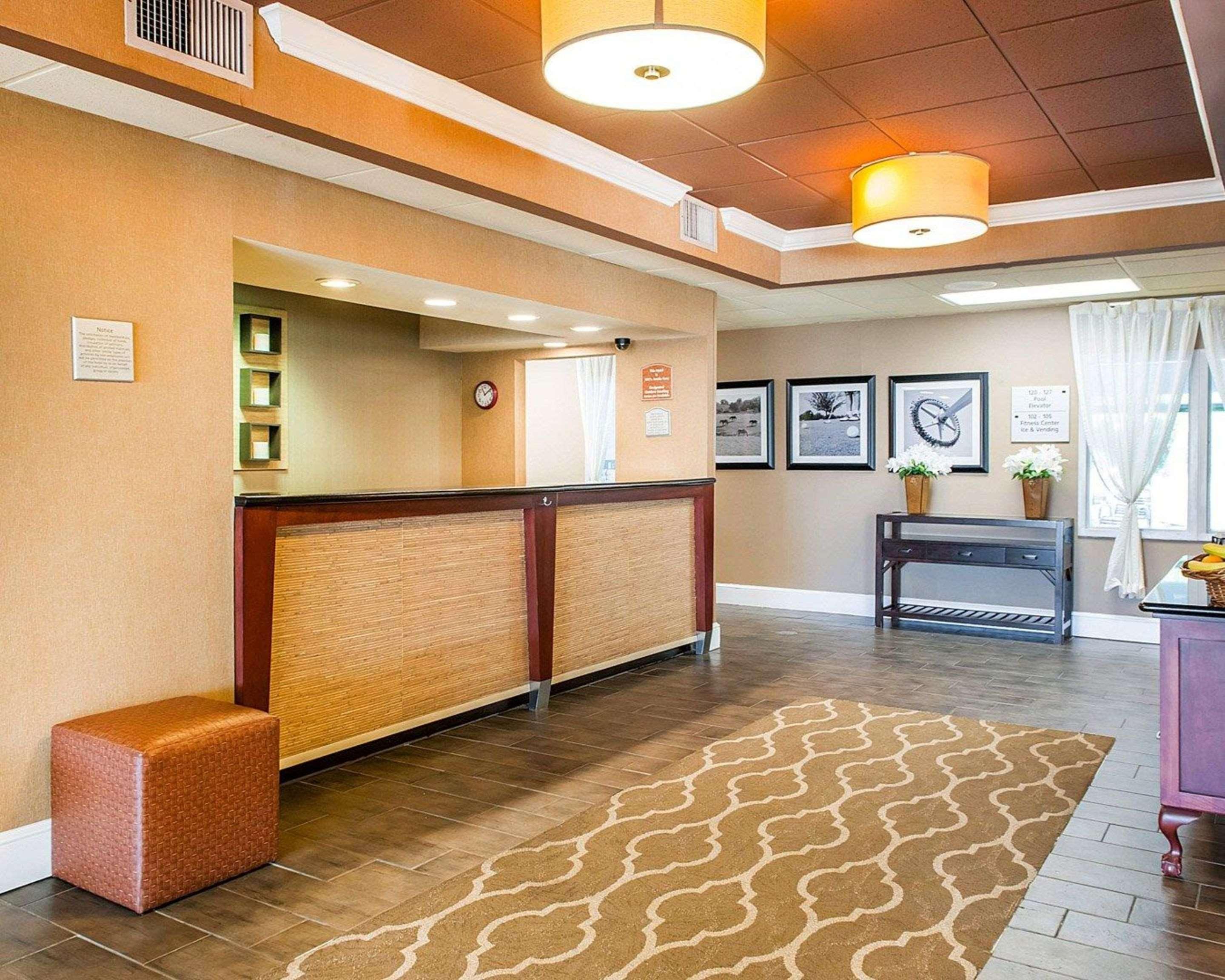 Comfort Inn Oxford - University Area Extérieur photo