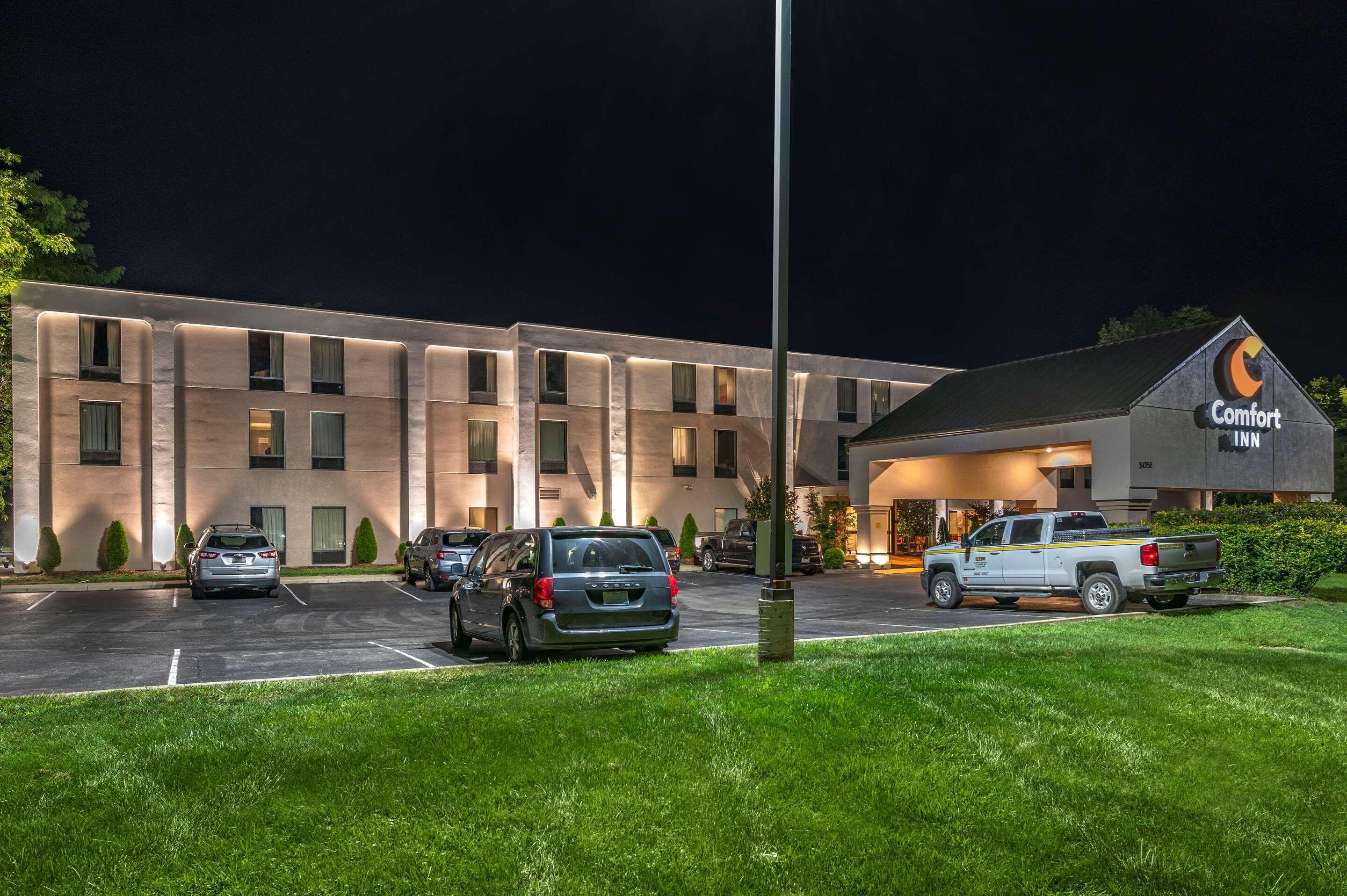 Comfort Inn Oxford - University Area Extérieur photo