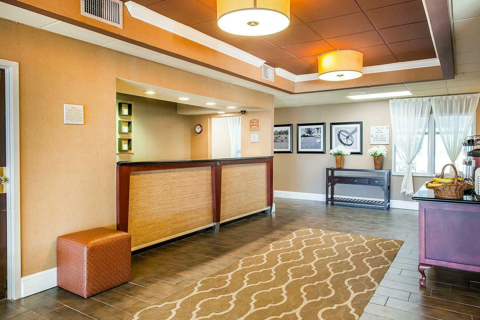 Comfort Inn Oxford - University Area Extérieur photo